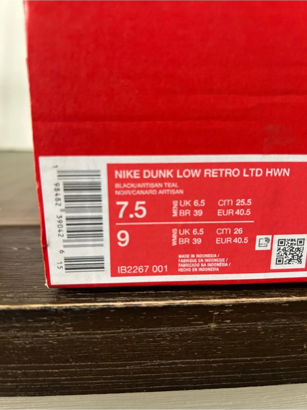 Nike Dunk Low LTD ‘Wizard’